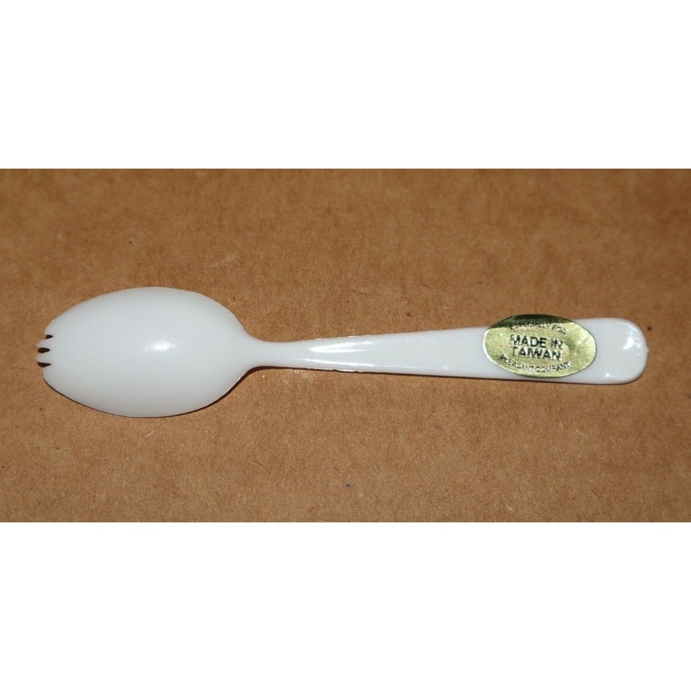 Pleasant Company American Girl Doll Replacement 1996 School Lunch SPORK Vintage